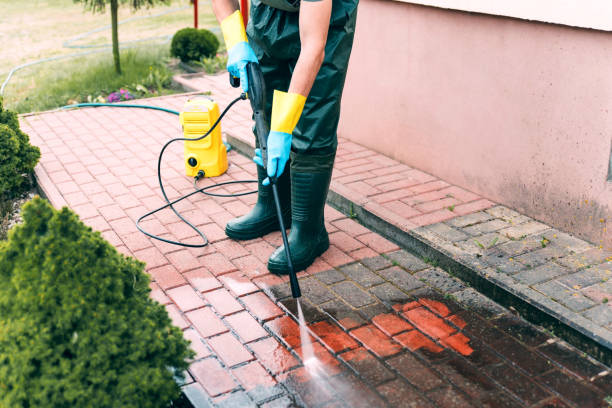 Best Deck Pressure Washing  in Visalia, CA